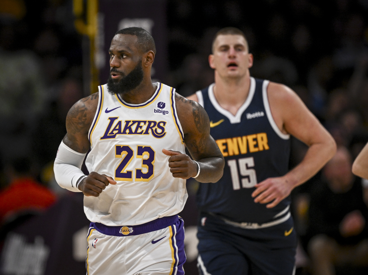 包含费耶诺德内部会议纪要流出——冲刺阶段止住颓势，NBA常规赛使命明确，阵容厚度经受考验的词条-AYX SPORTS