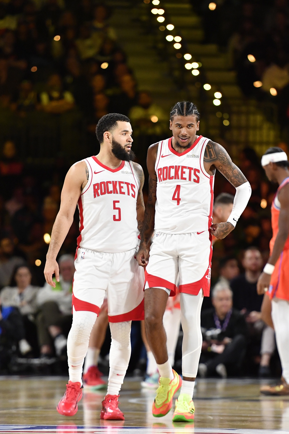 NBA常规赛赛程吃紧，休斯敦火箭关键时刻远射贴柱，底气十足，团队化学反应显著的简单介绍-爱游戏平台