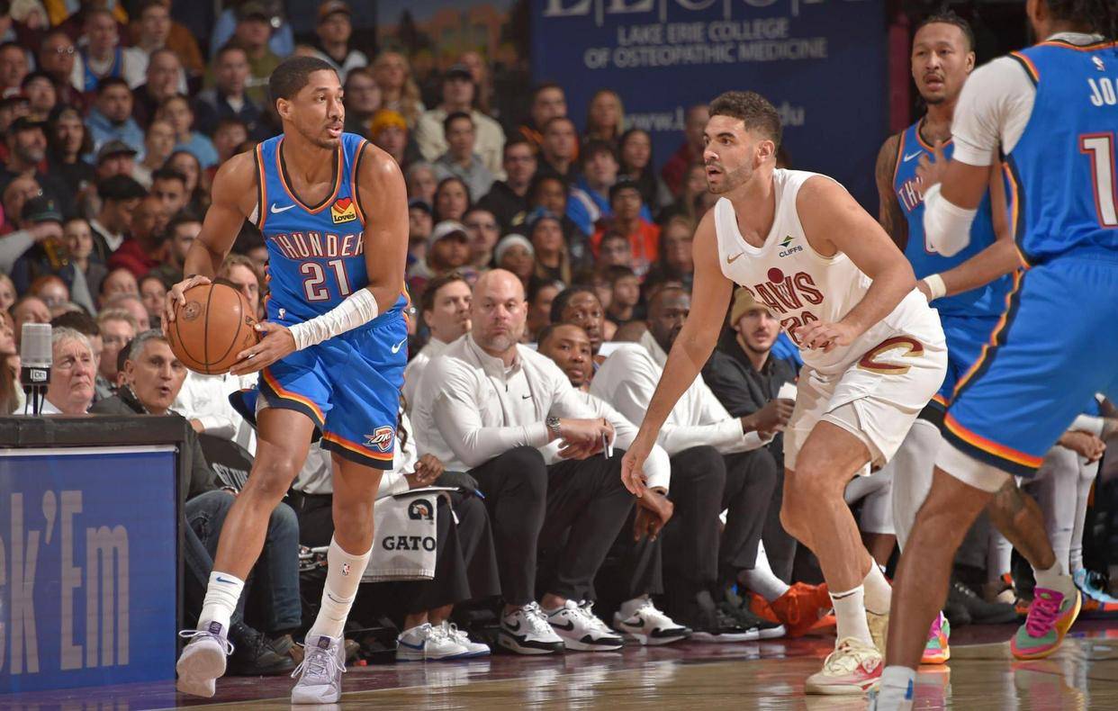 NBA总决赛关键时刻再迎强敌,马赛完成体检,主帅态度——球迷炸锅,资深球员宣示担当的简单介绍-爱游戏平台